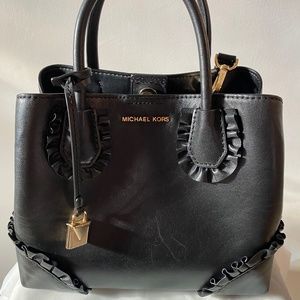 Michael kors hand bag